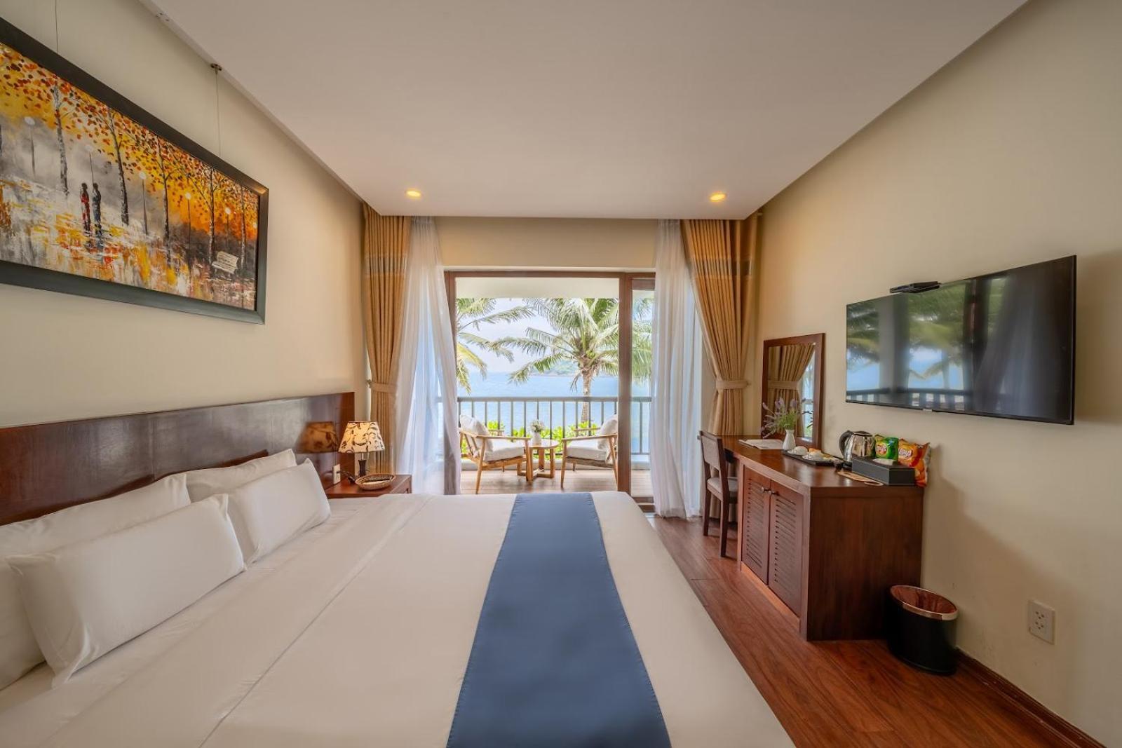 Bounce Beach Resort And Spa Da Nang Exterior foto