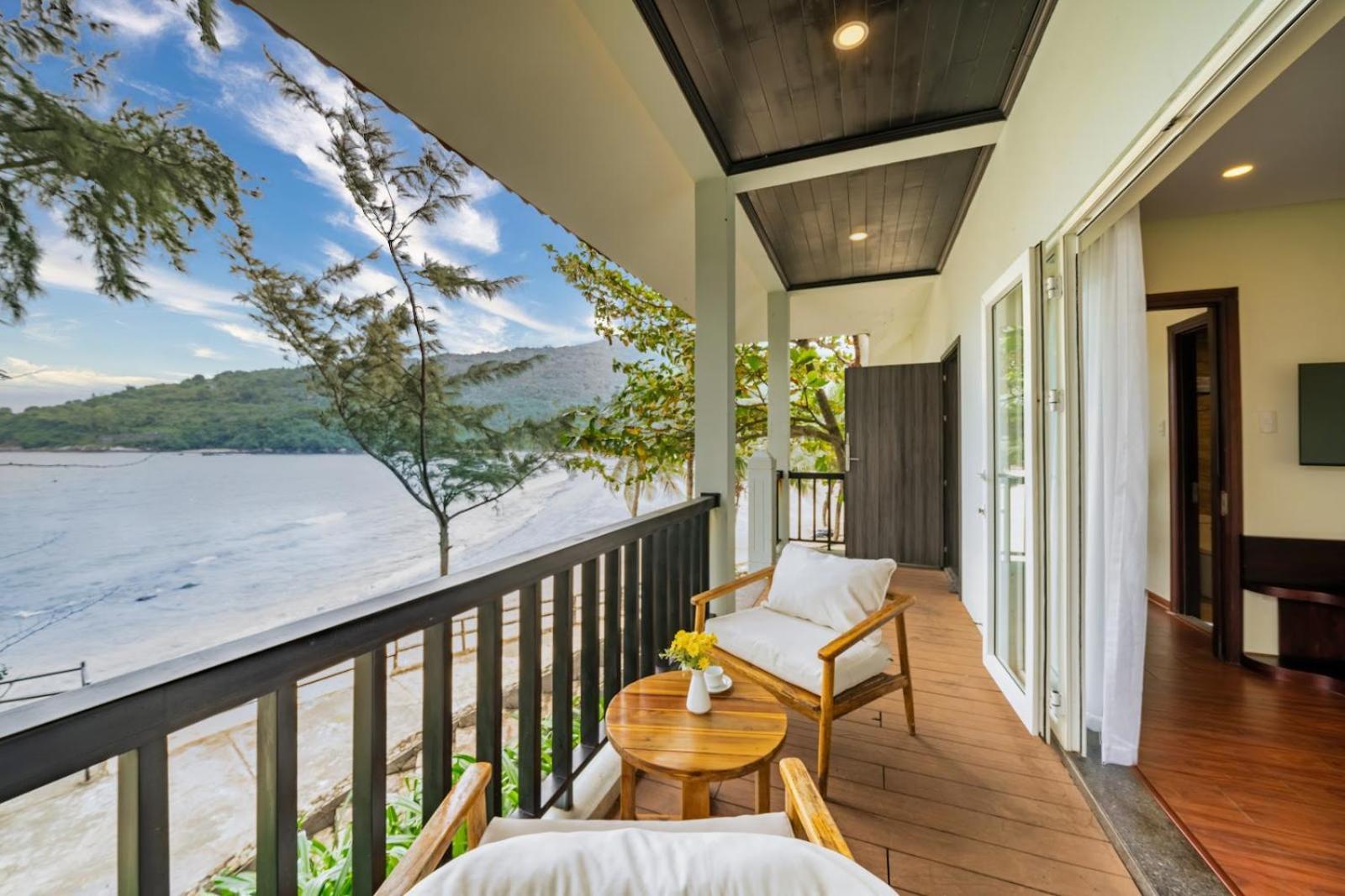 Bounce Beach Resort And Spa Da Nang Exterior foto