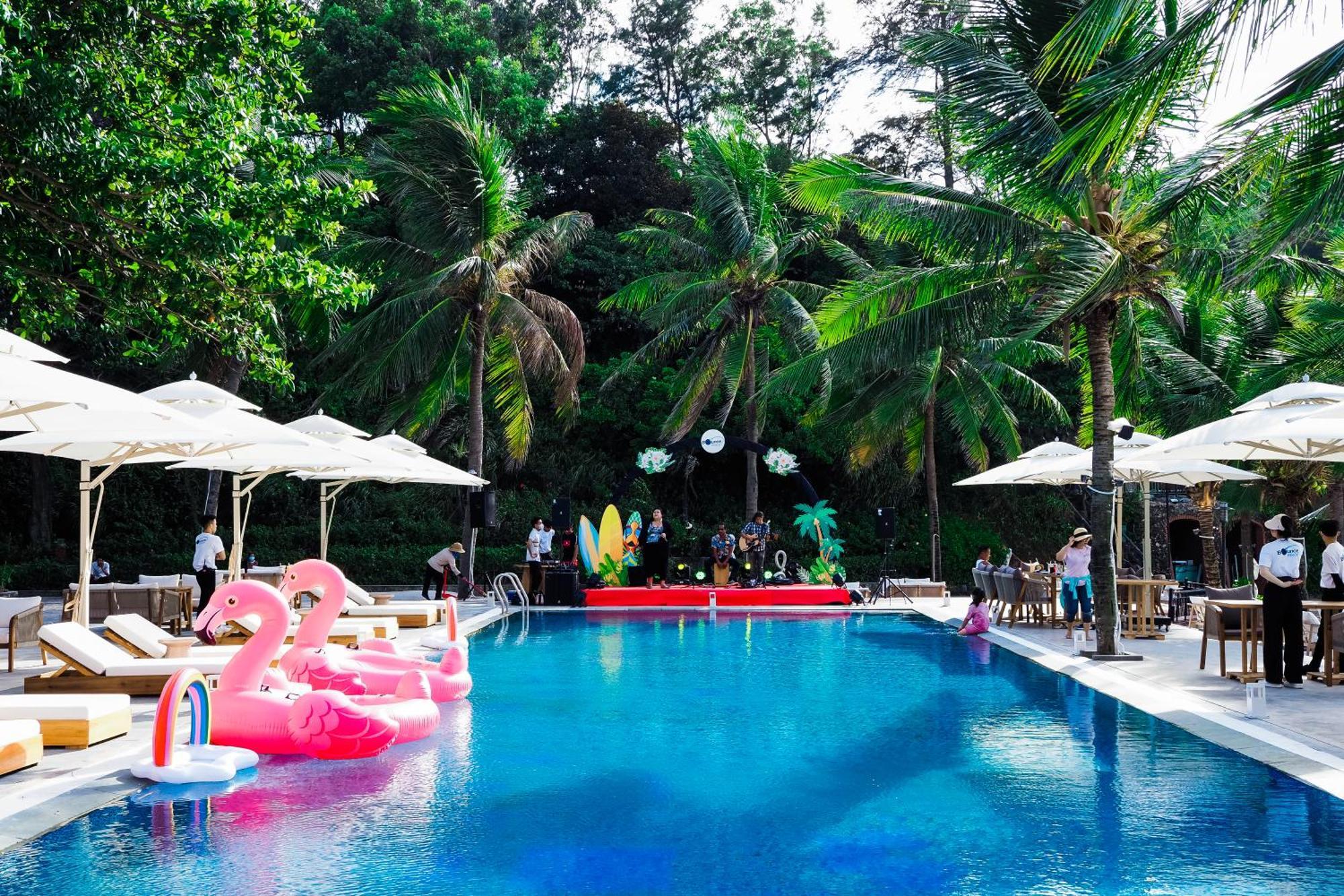 Bounce Beach Resort And Spa Da Nang Exterior foto