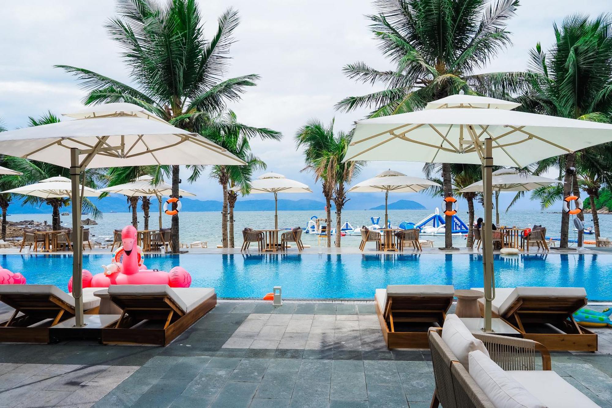 Bounce Beach Resort And Spa Da Nang Exterior foto
