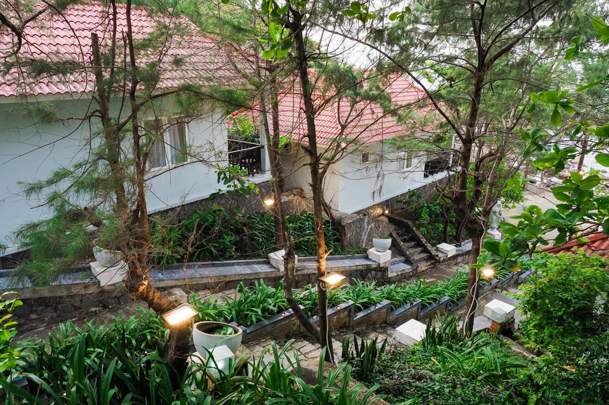 Bounce Beach Resort And Spa Da Nang Exterior foto