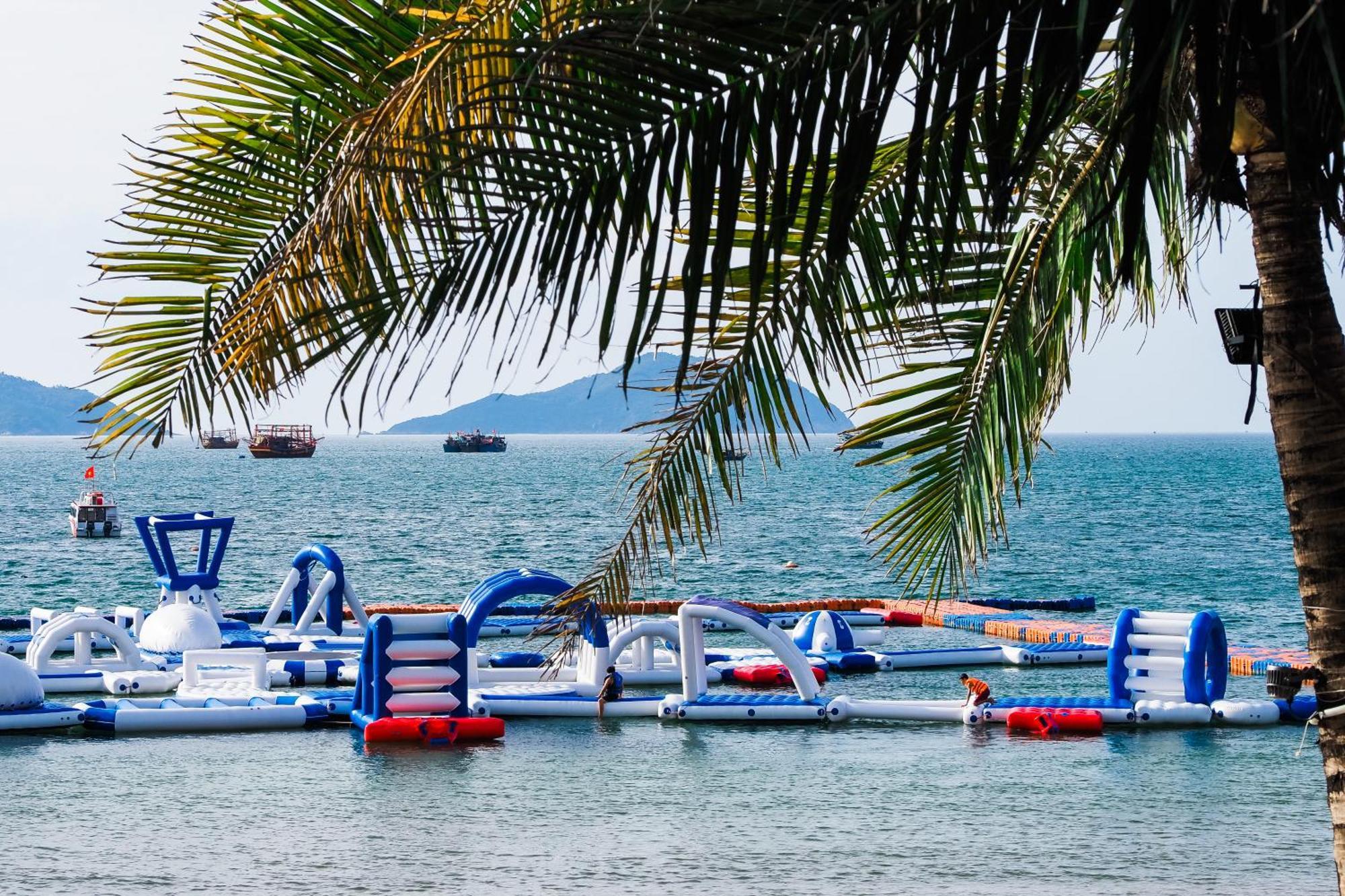 Bounce Beach Resort And Spa Da Nang Exterior foto