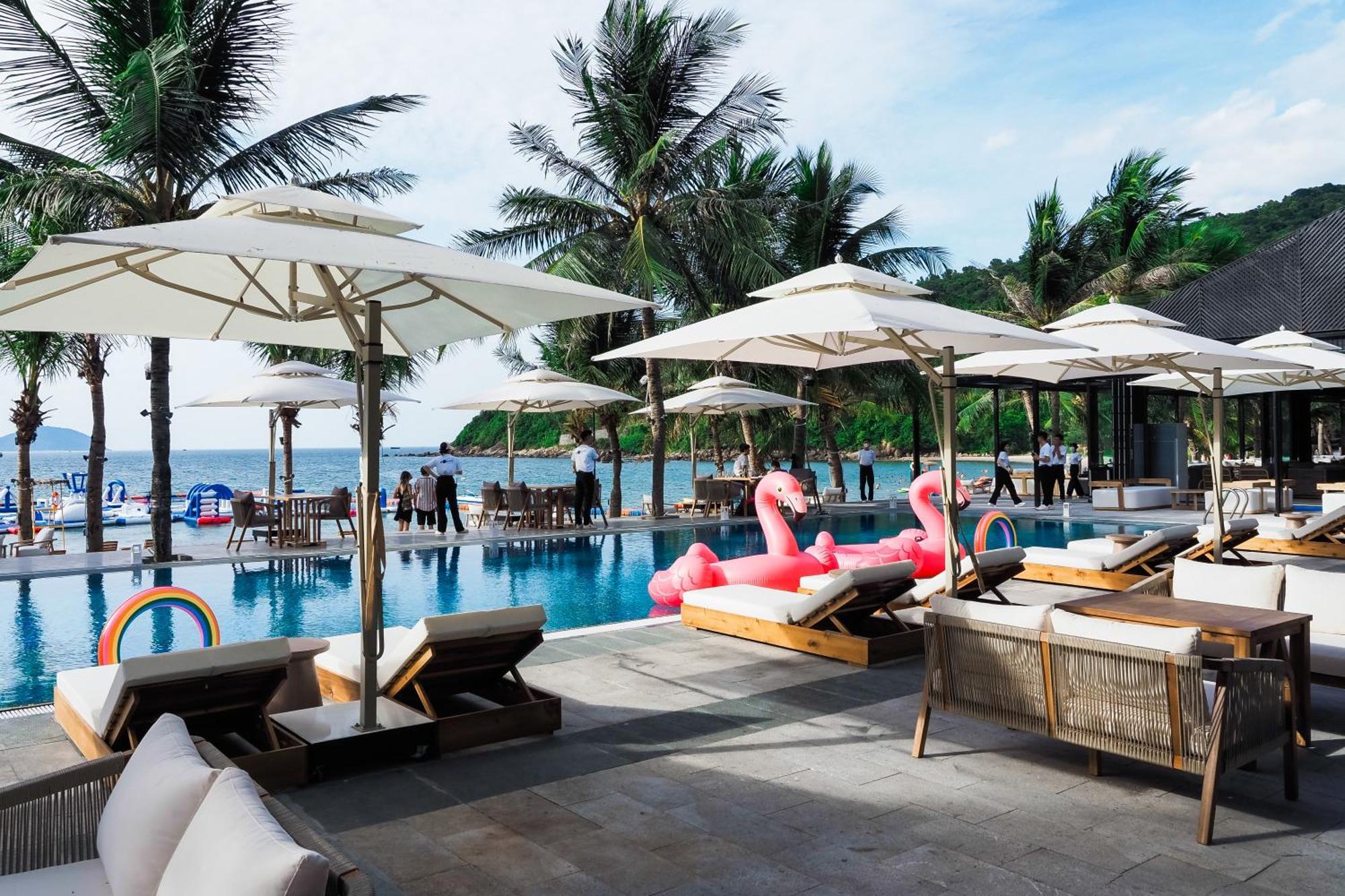 Bounce Beach Resort And Spa Da Nang Exterior foto